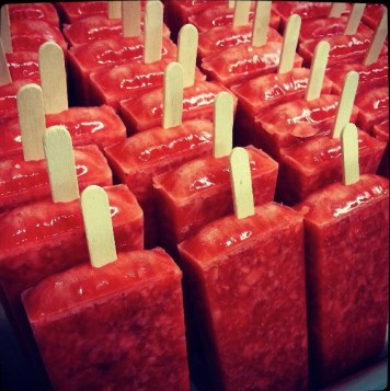 Strawberry paletas are just one of the many flavors available at Frozen Art. Photo: Facebook